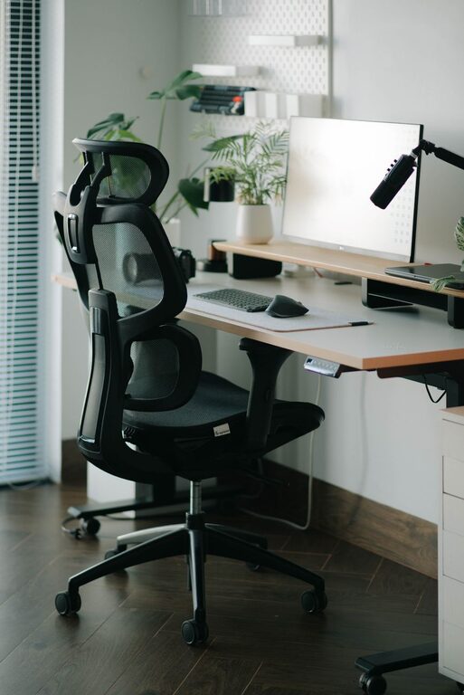 Tips for Creating a Relaxing and Productive Home Workspace