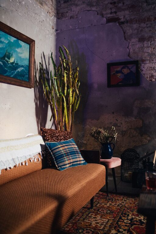 Tips for Creating a Cosy and Inviting Living Room Space